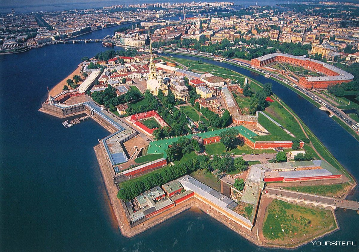 Петропавловская крепость в Санкт-Петербурге