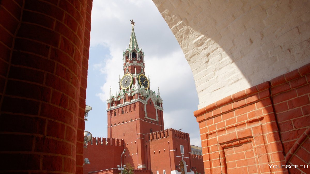 Башни Кремля ворота Путин