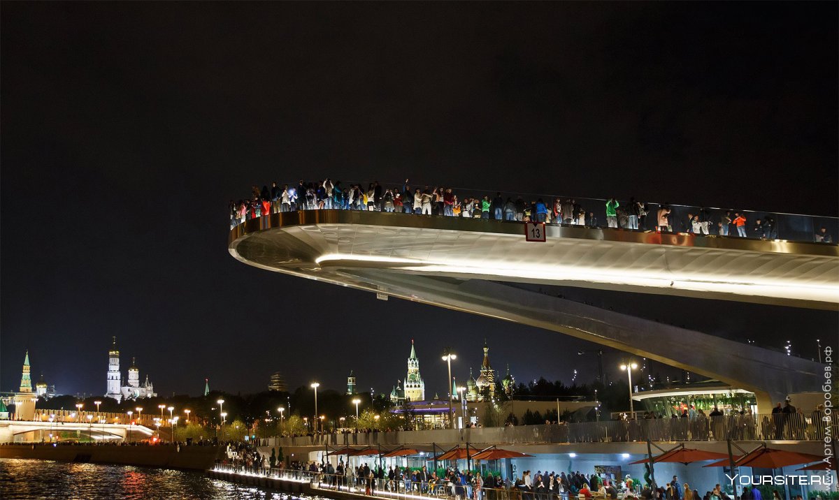 Москва парк Зарядье парящий мост