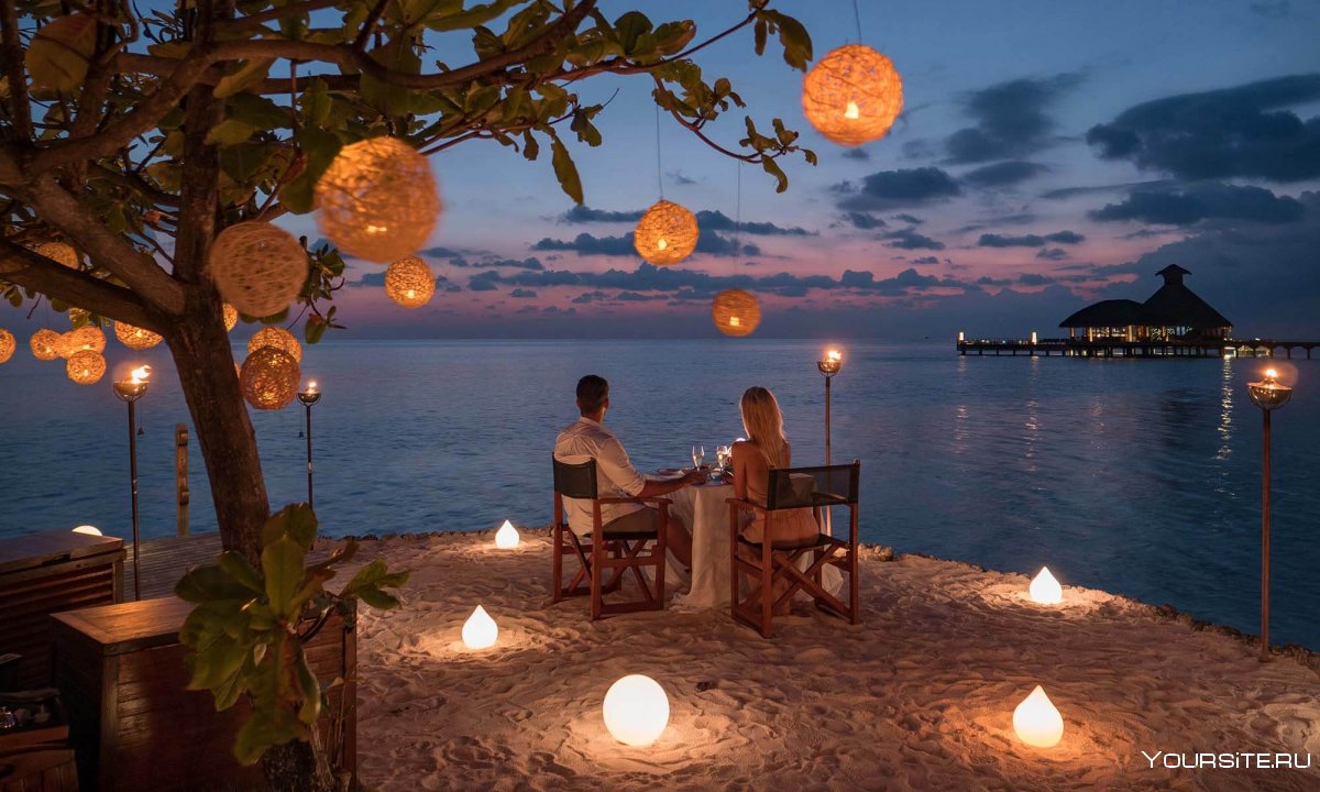 Романтический вечер на берегу