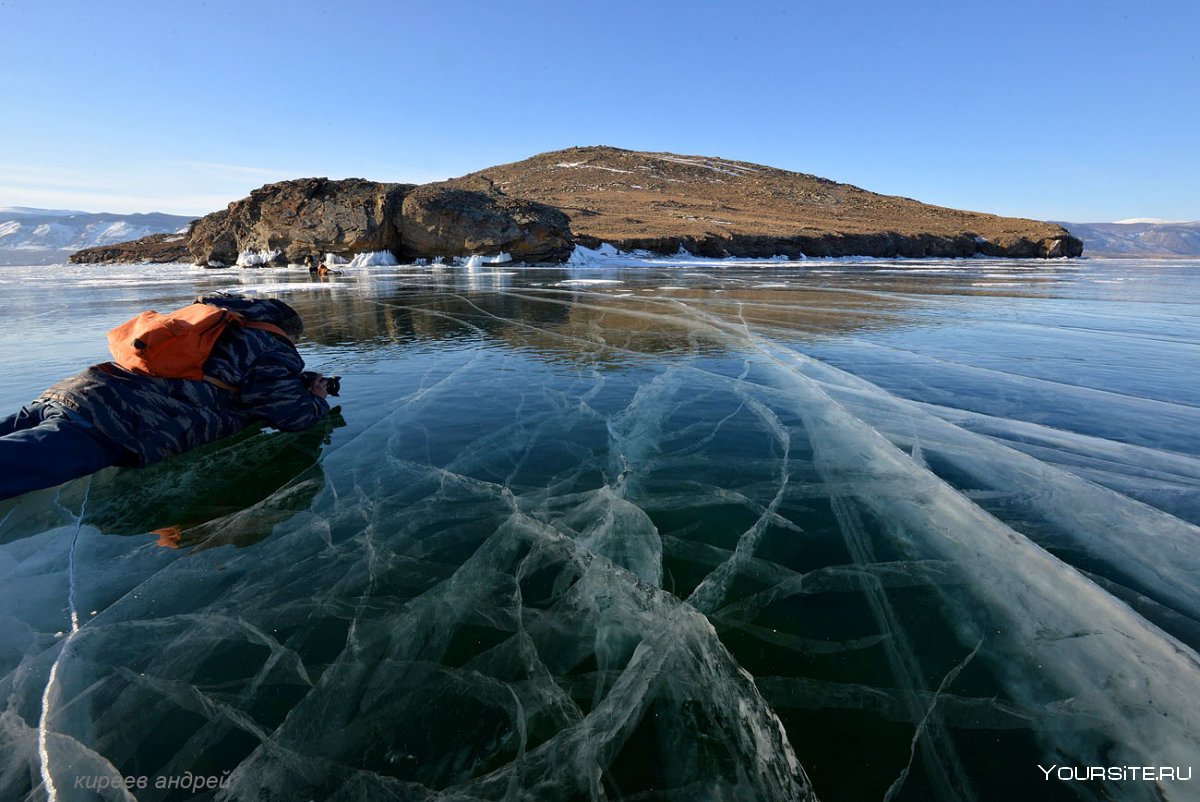 Байкальский лед сияние