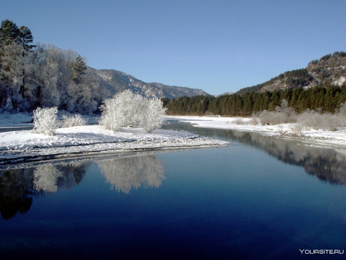 Телецкое озеро зима