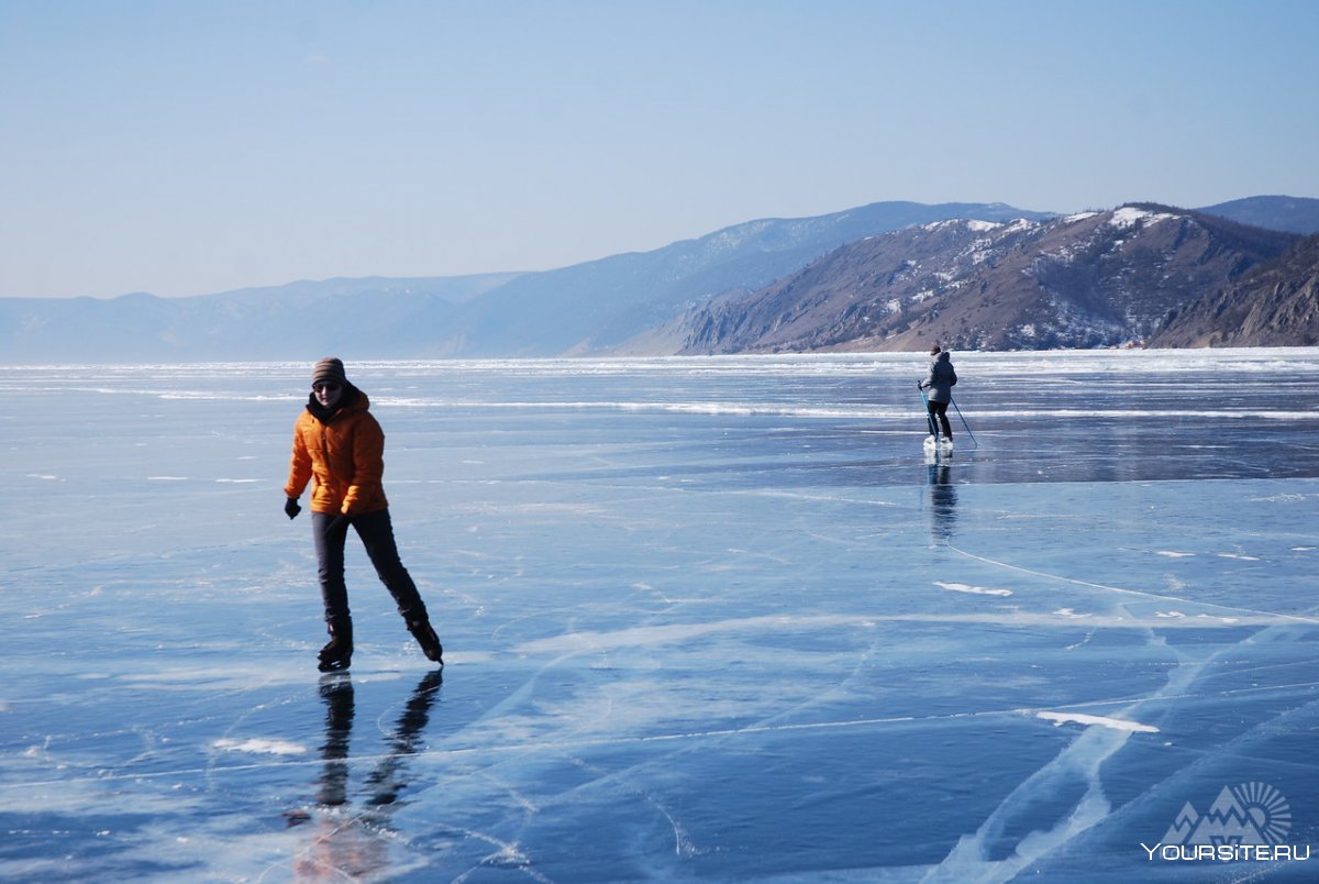 На коньках по Байкалу