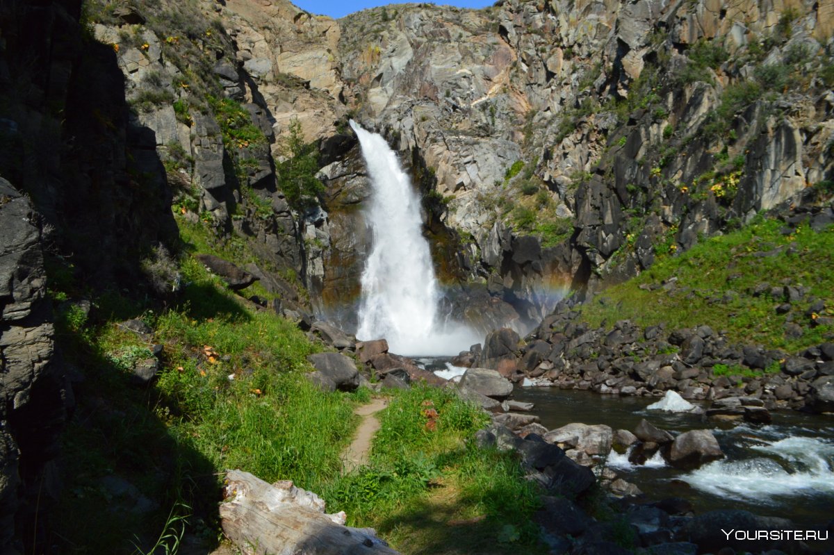 Долина Чулышман горный Алтай водопад