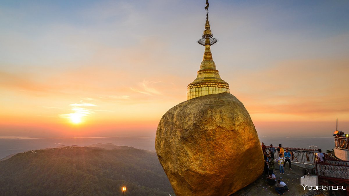 Золотой камень Будды в штате Мон Мьянма