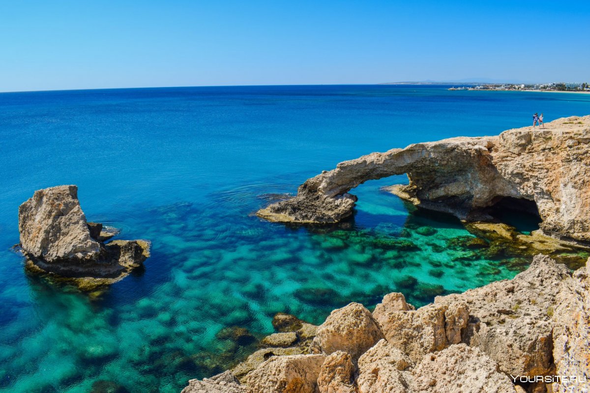Кипр девушка море