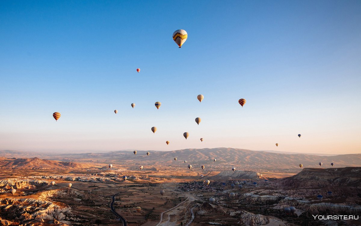 Воздушные шары в небе Каппадокия