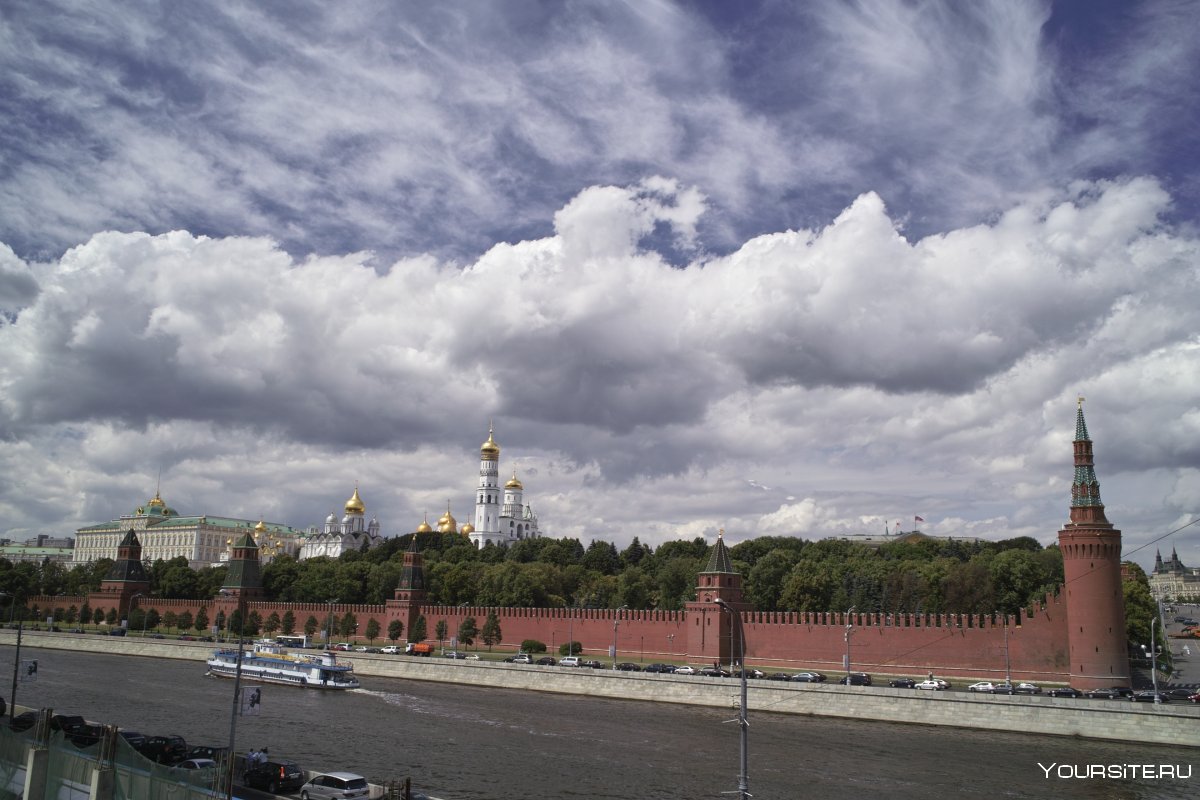 Небо над Кремлем