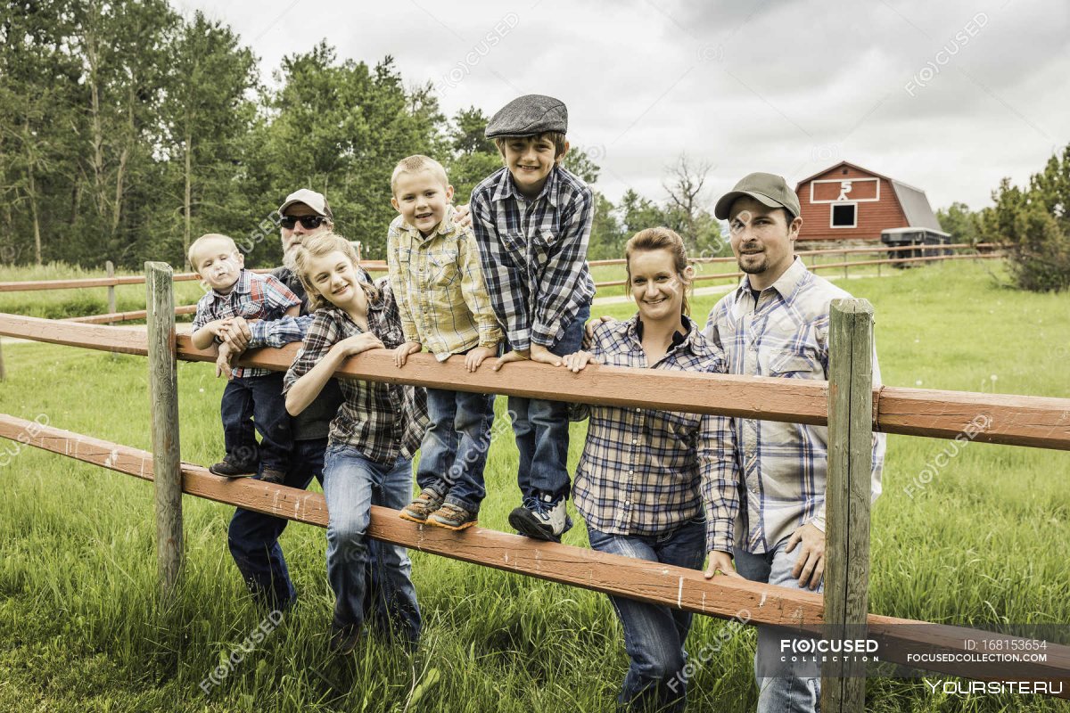 Семейная фотосессия на ферме