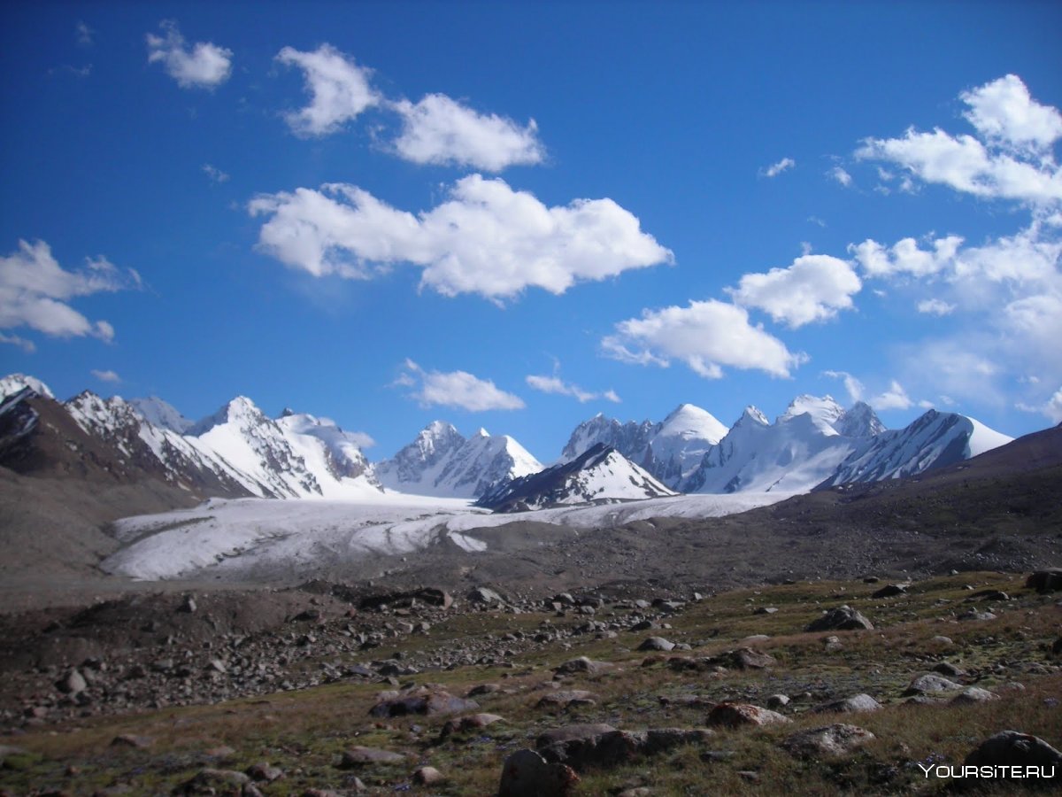 Кыргызстан горы Тянь Шаня
