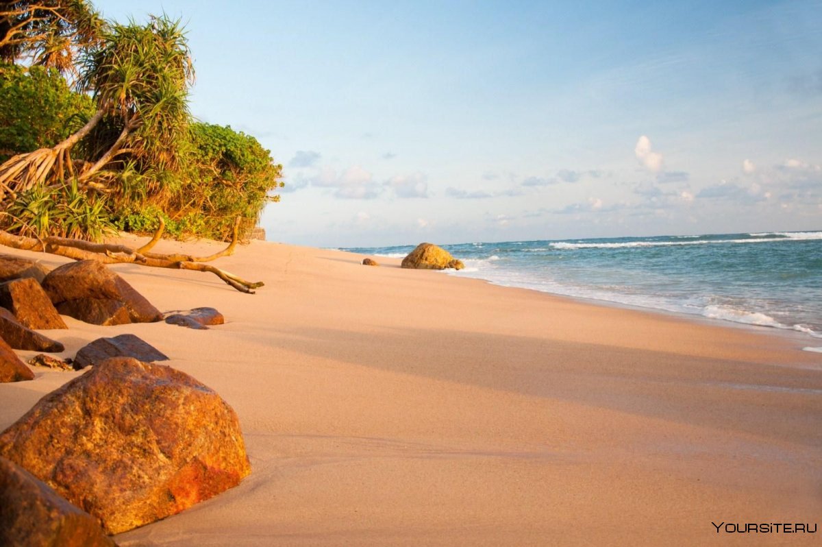 Пляж острова Цейлон