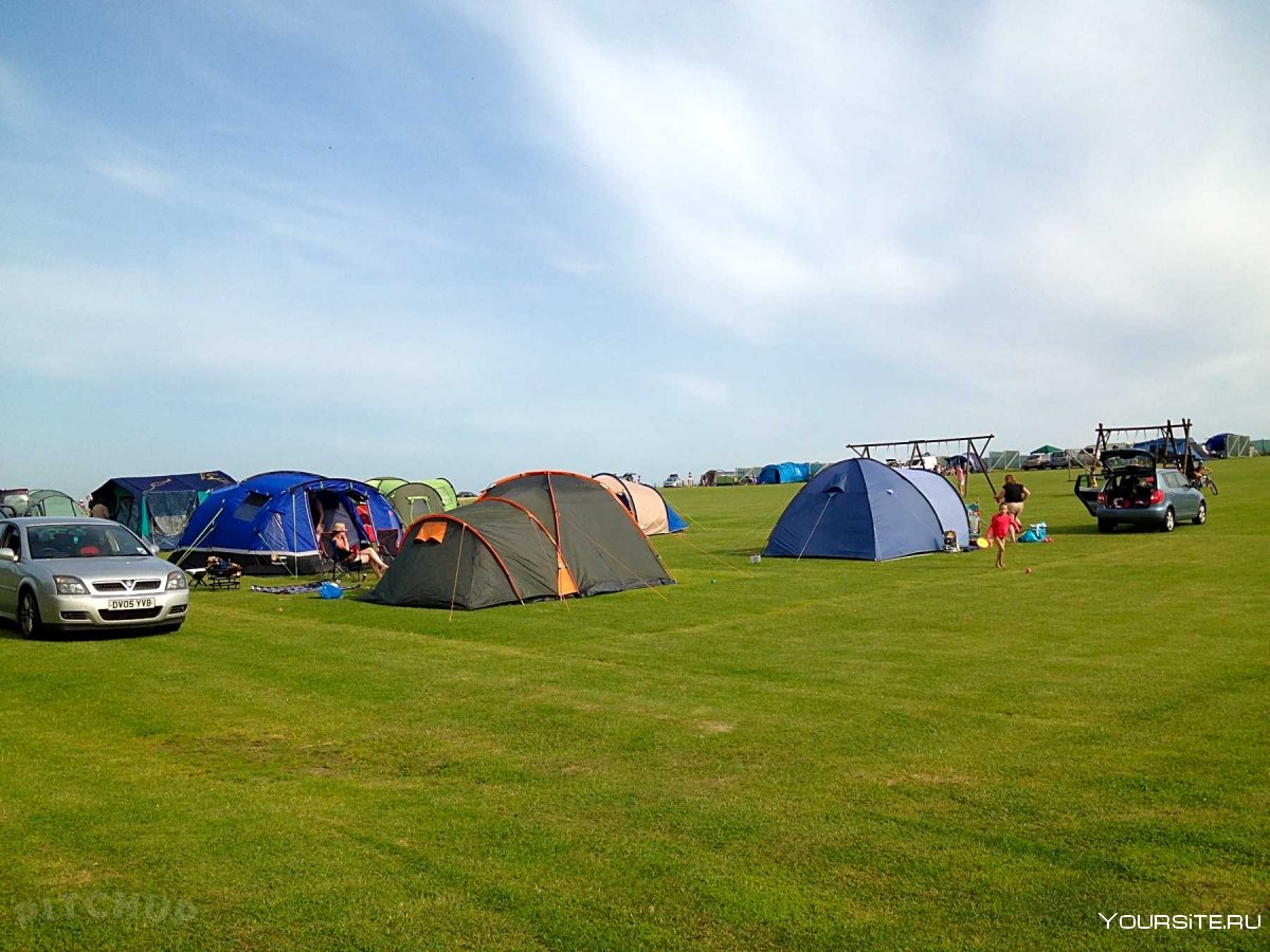 Палаточный лагерь в Германии