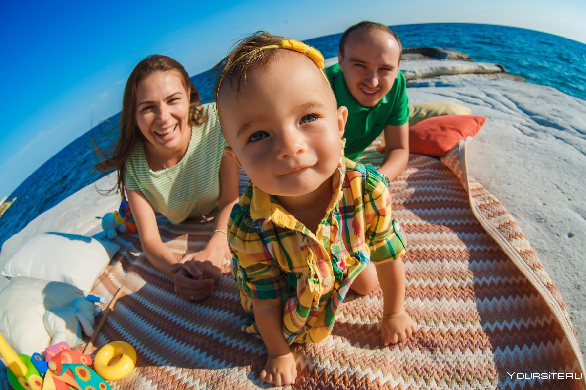 Семейная фотосессия на пляже