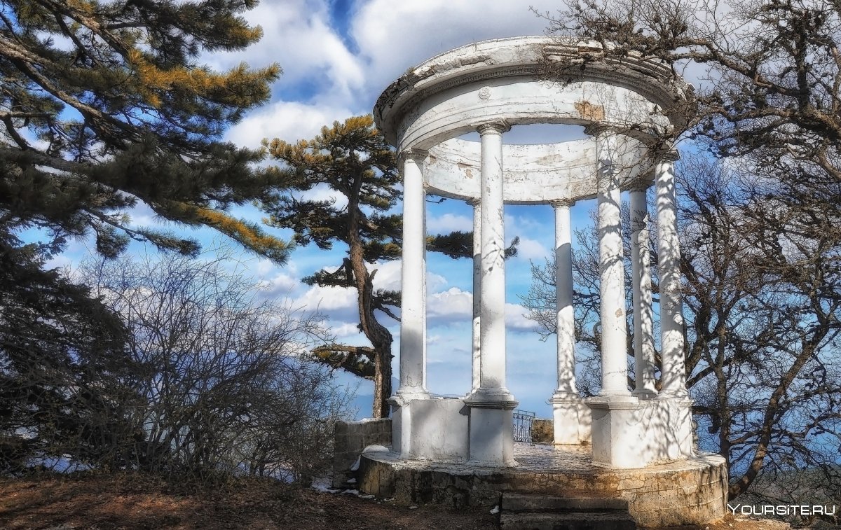 Серебряная беседка на ай-Петри