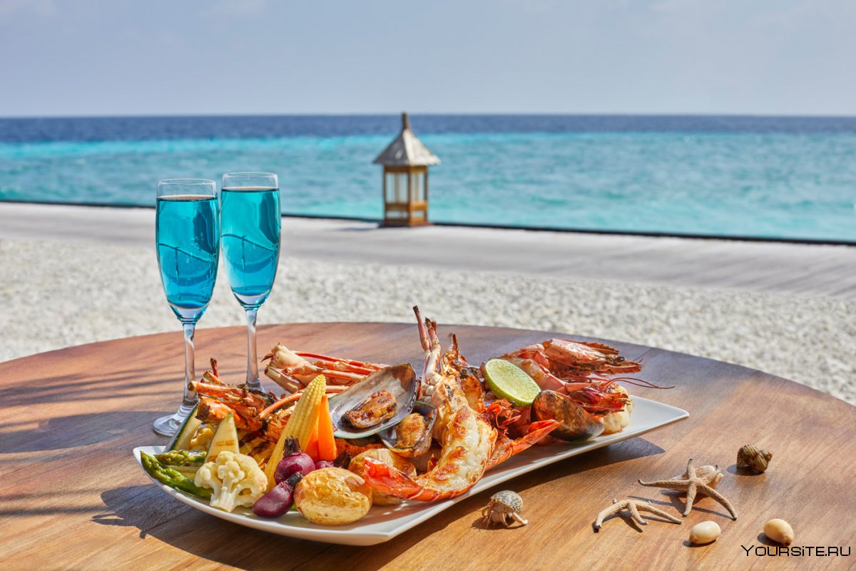 Taj Coral Reef Resort Spa 5 Мальдивы