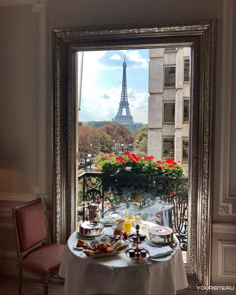 Париж Эйфелева башня ресторан