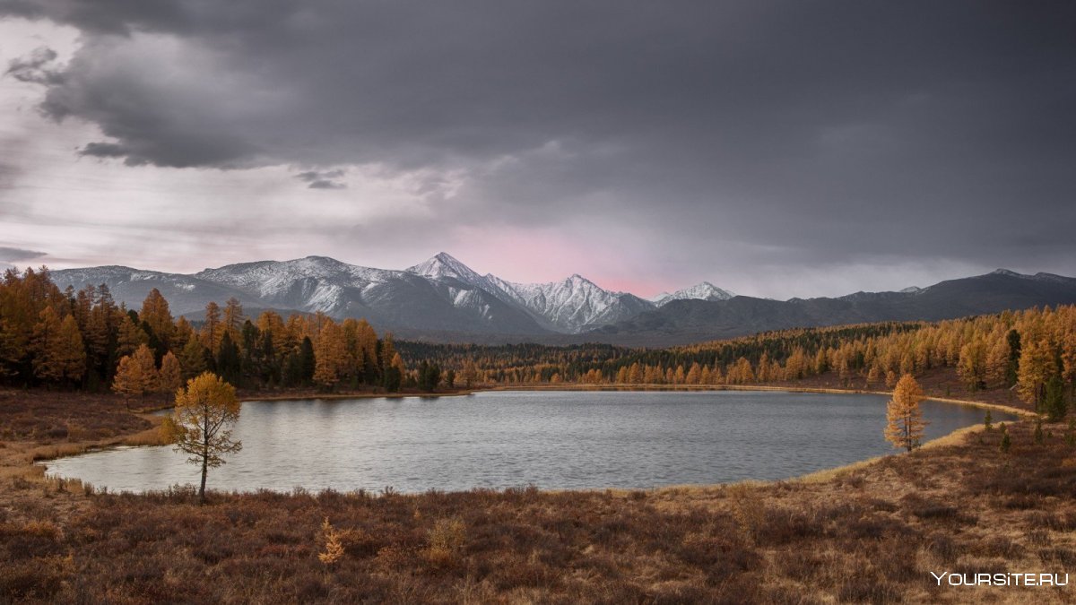 Озеро Киделю Алтай осень