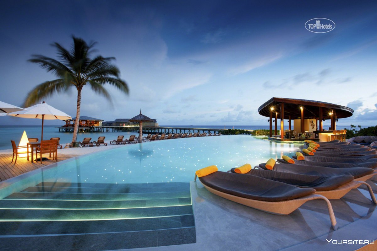 Centara ras Fushi Resort Spa Maldives
