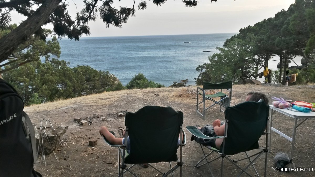 Алупка кемпинг