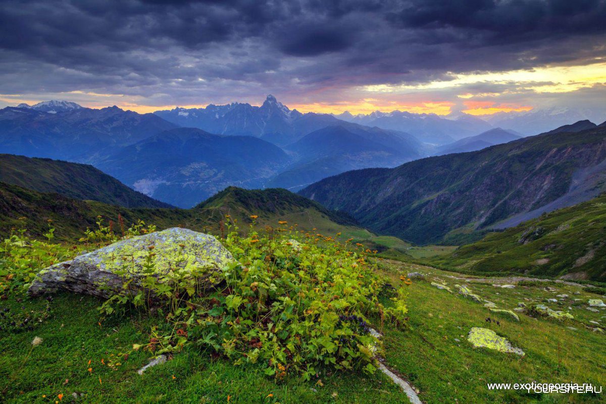 Грузинский пейзаж горы