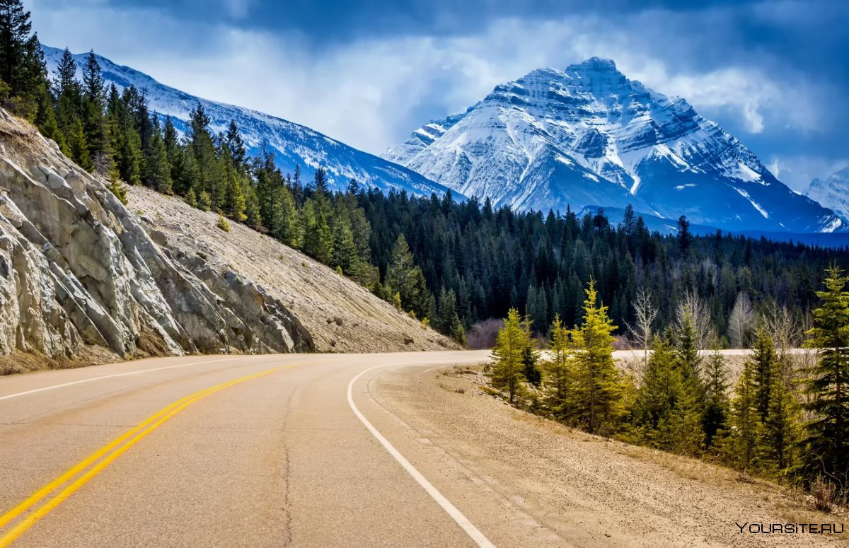 Альберта Канада дорога в горы