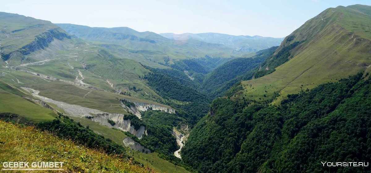 Горы Дагестана осенью