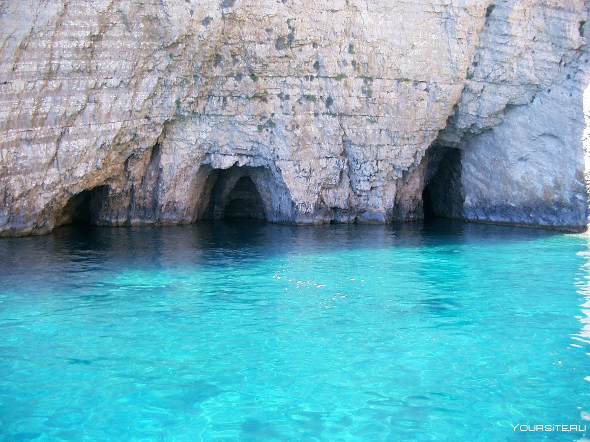 Закинтос Греция пещера