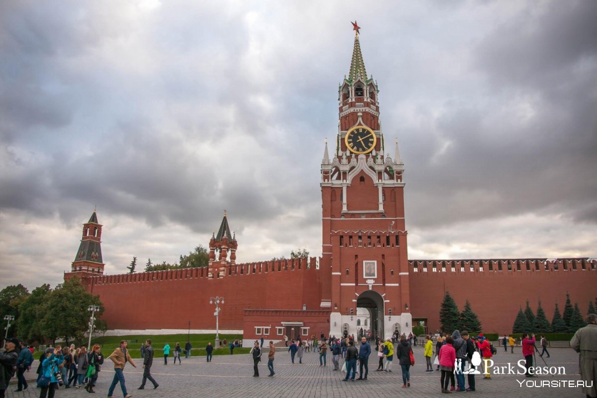 Шатер над Спасской башней Московского Кремля