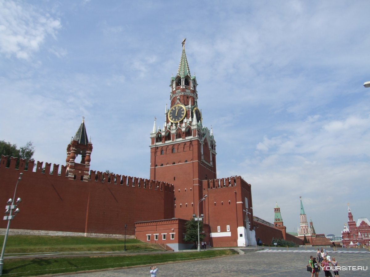 Красная площадь Москва башня с часами