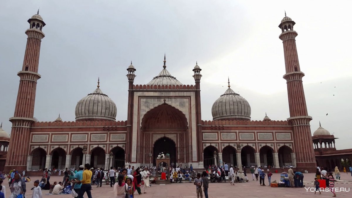 Мечеть Джама Масджид в Дели что находится внутри