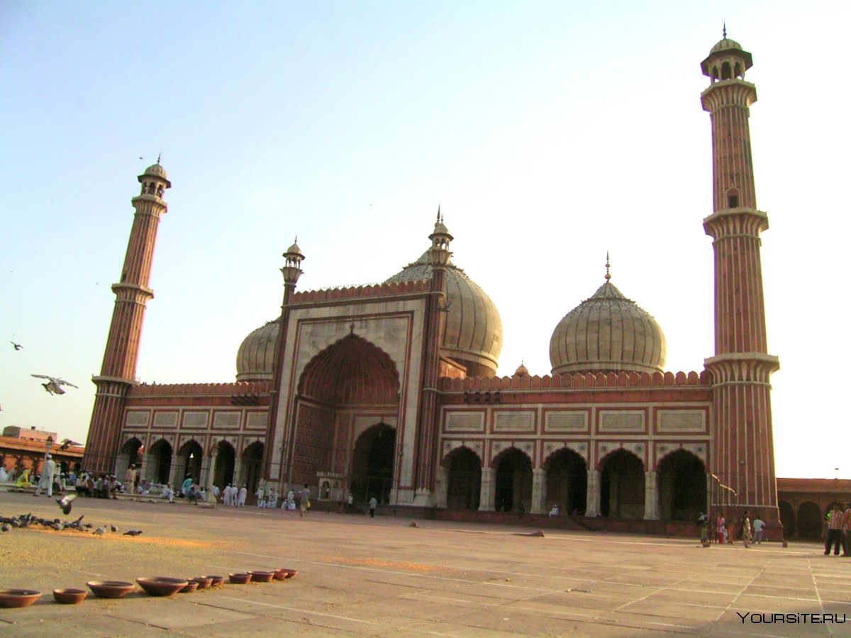 Мечеть в Дели самая большая