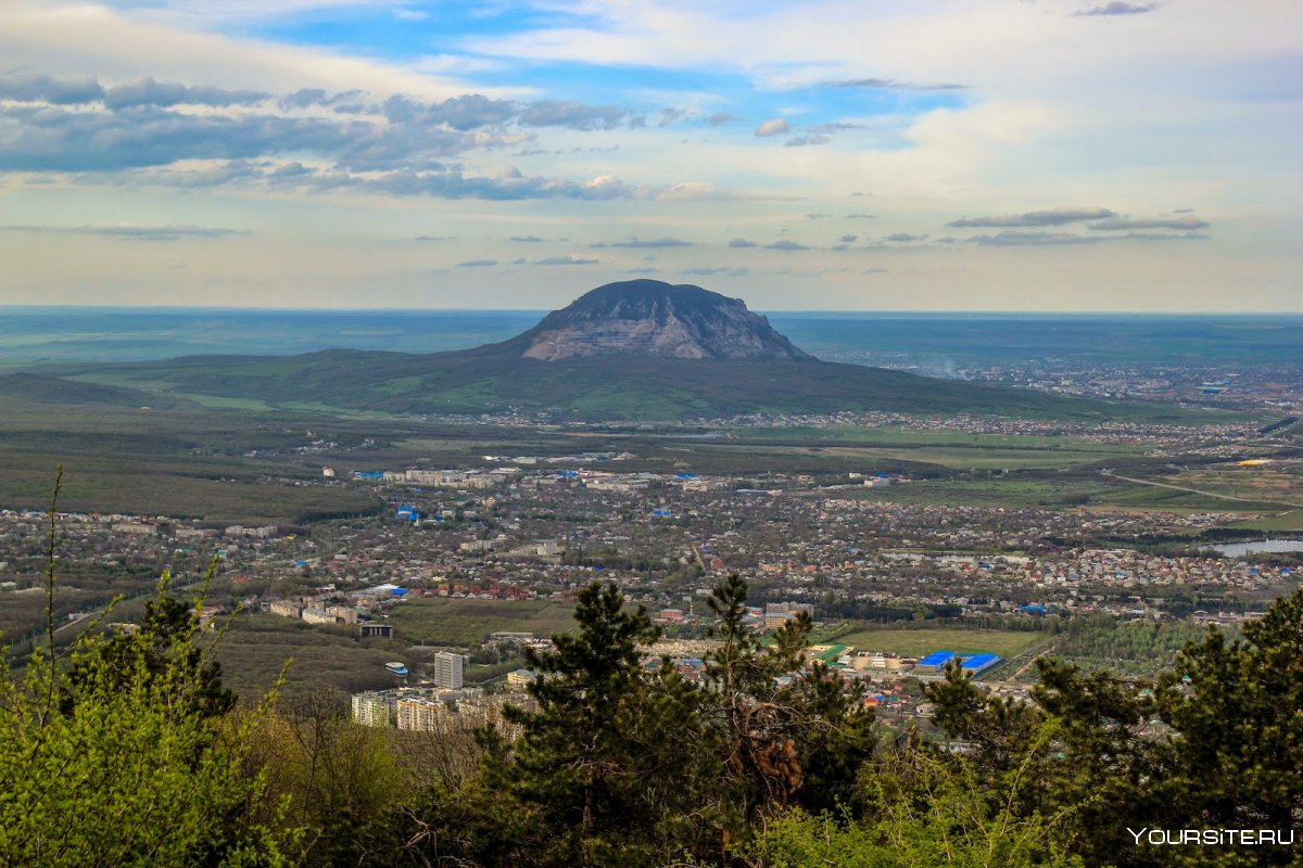 Вид с горы змейка Пятигорск