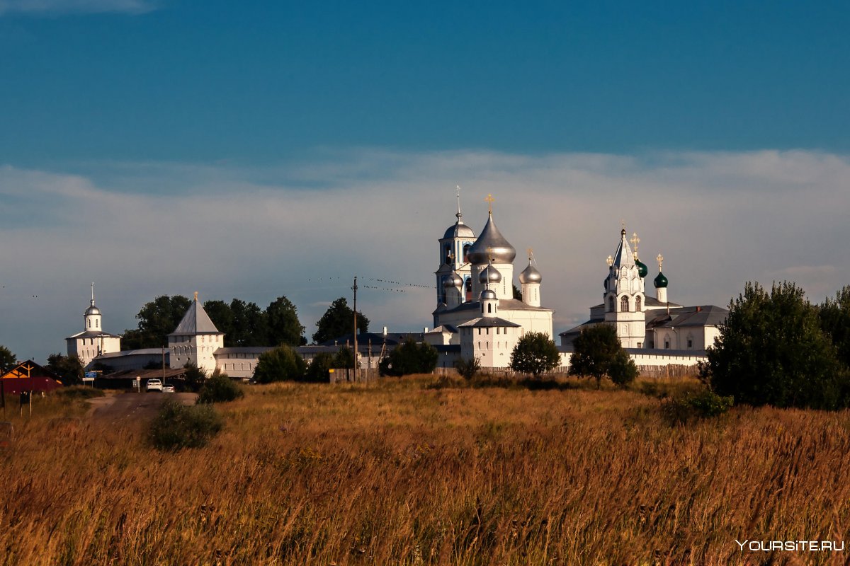 Никитский монастырь Переславль Залесский башни и стены