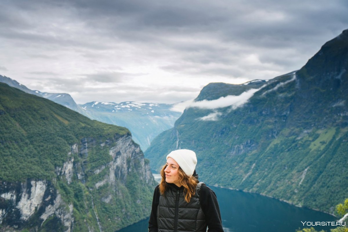 Туристы Норвегия фьорды