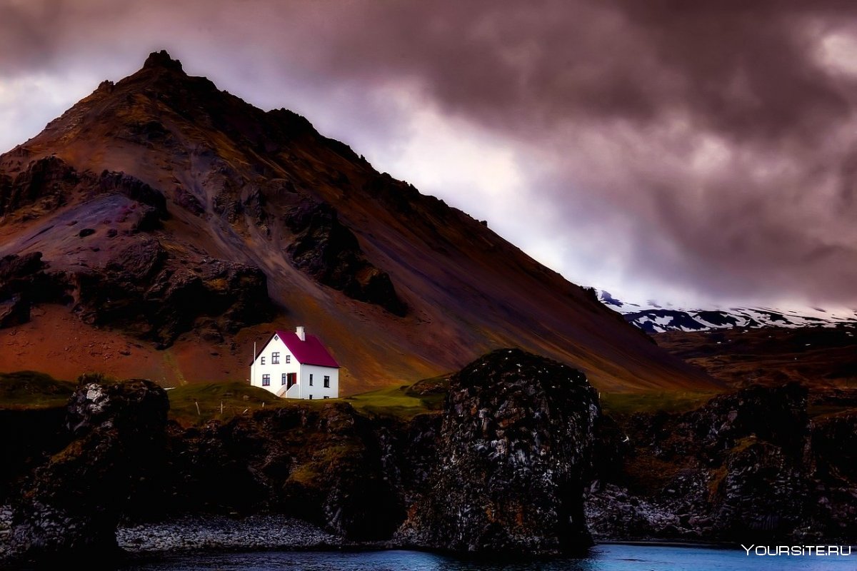 Рейкьявик Исландия дом на горе