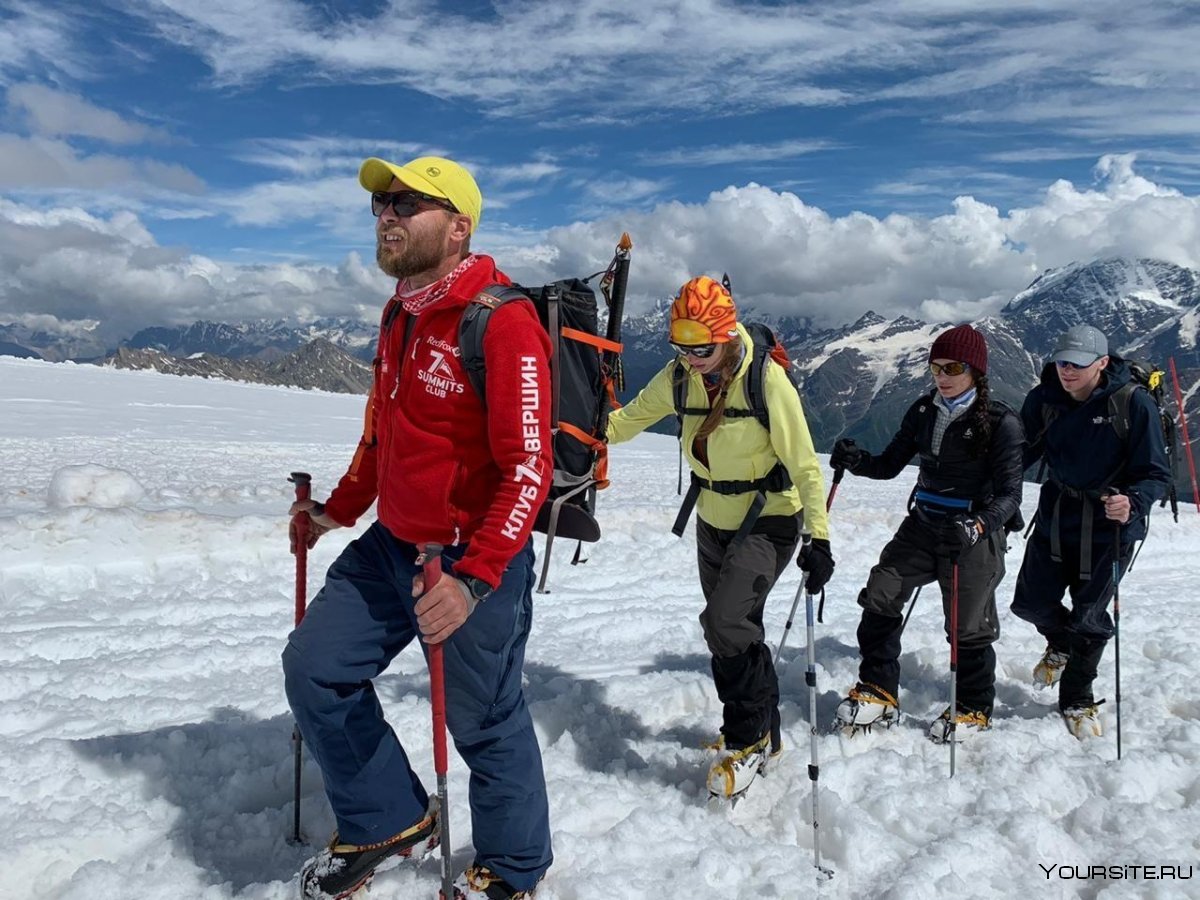 Эльбрус без снега