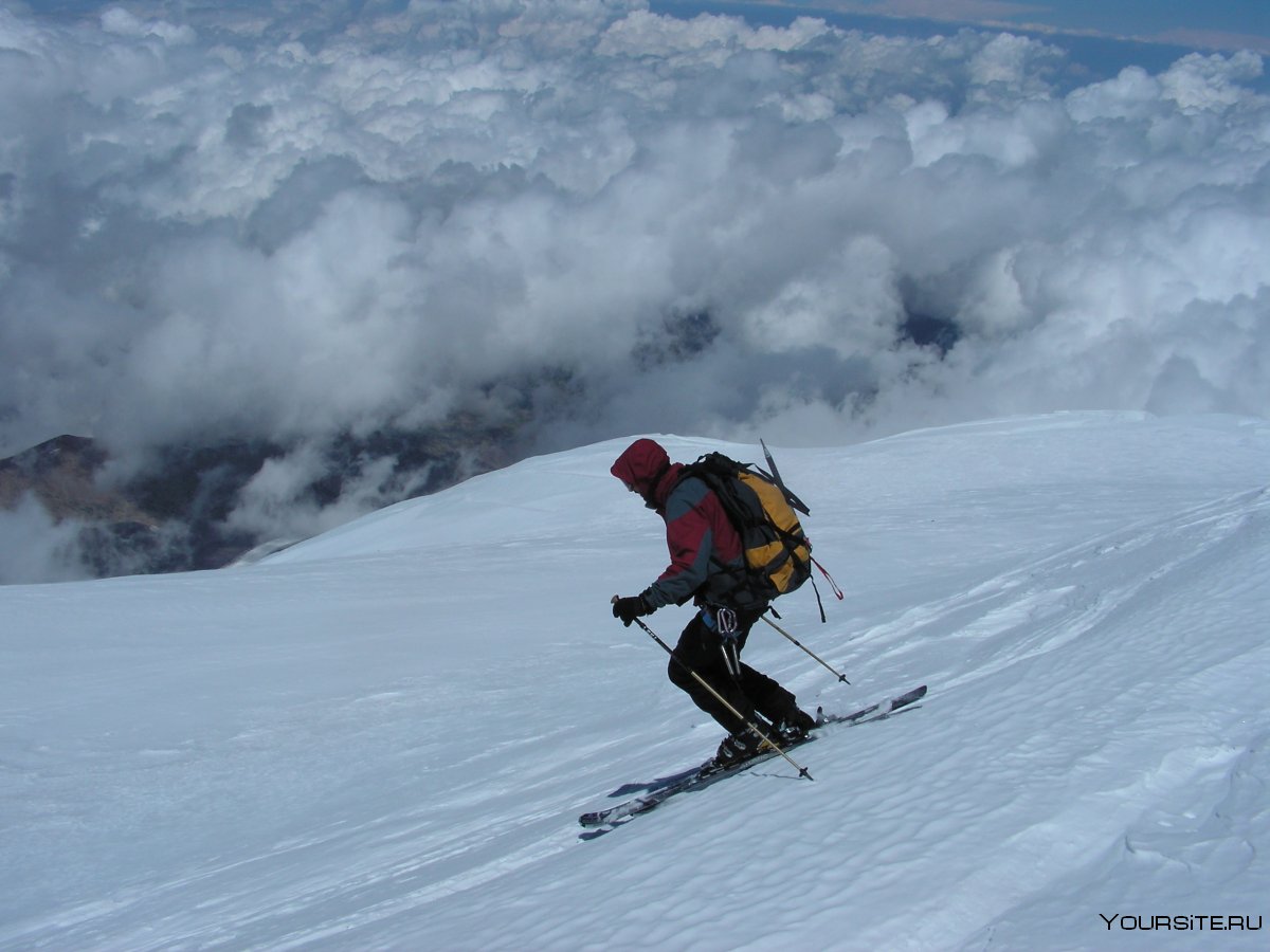 Вершина Эльбруса 5642