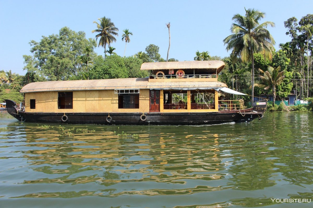 Плавучие дома Керала Индия