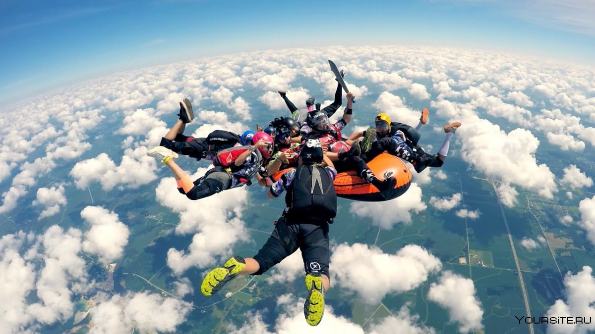 Парашютист в Свободном падении