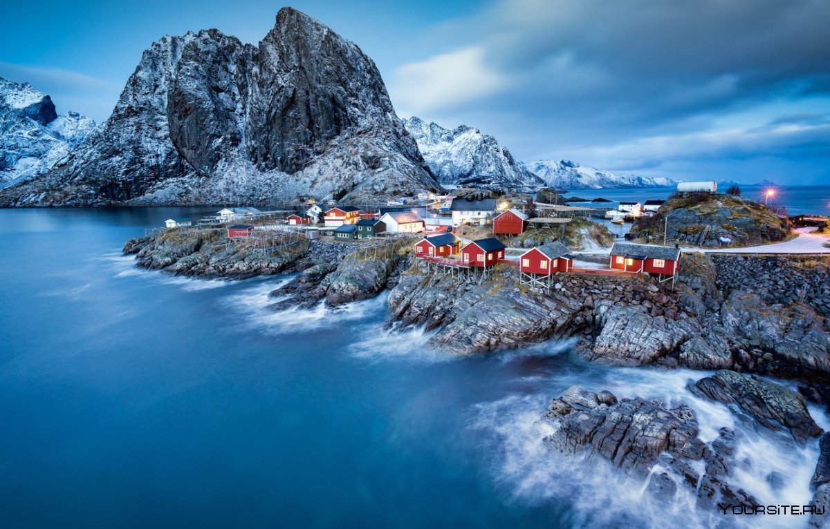 Норвегия фьорды деревня
