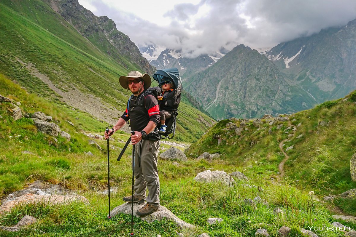 Горы Кавказа туристическая тропа