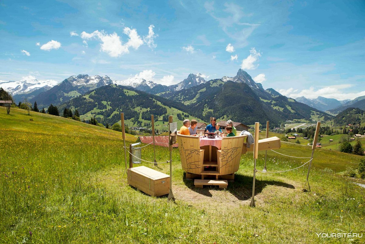 Швейцария вид на горы с террасы