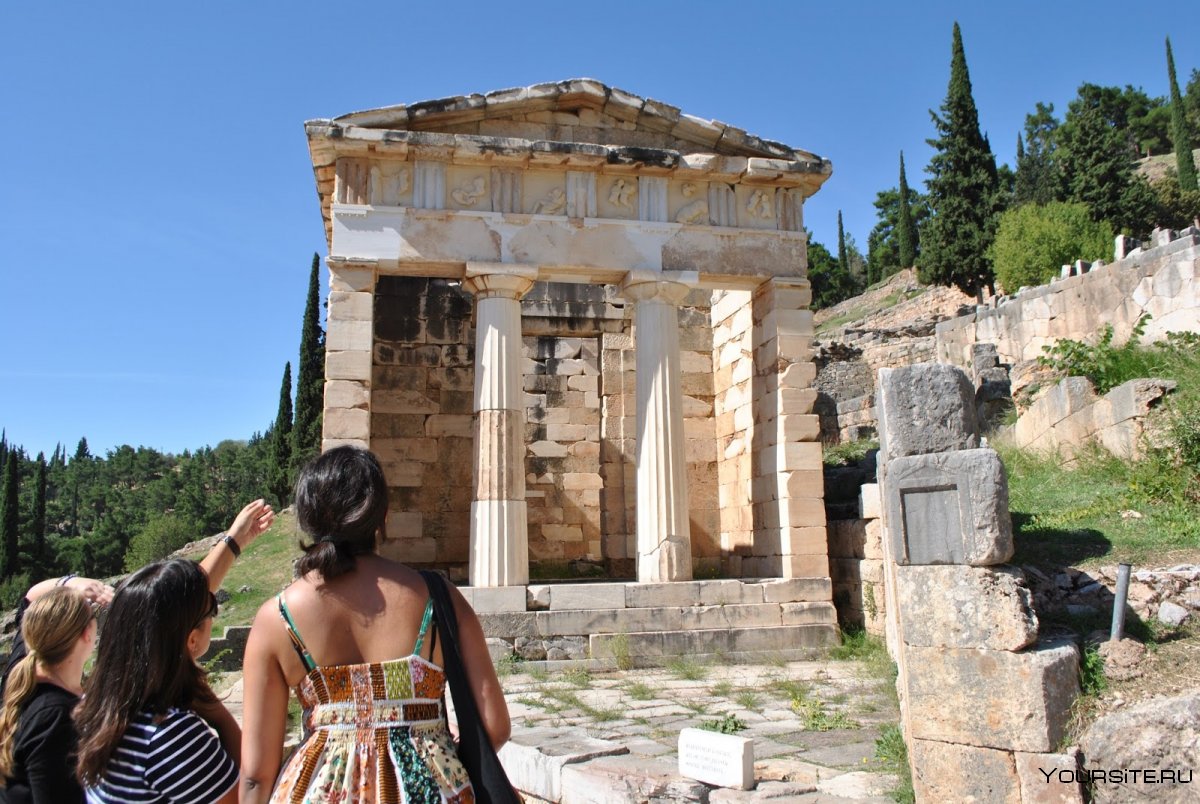 Храм Афины алеи