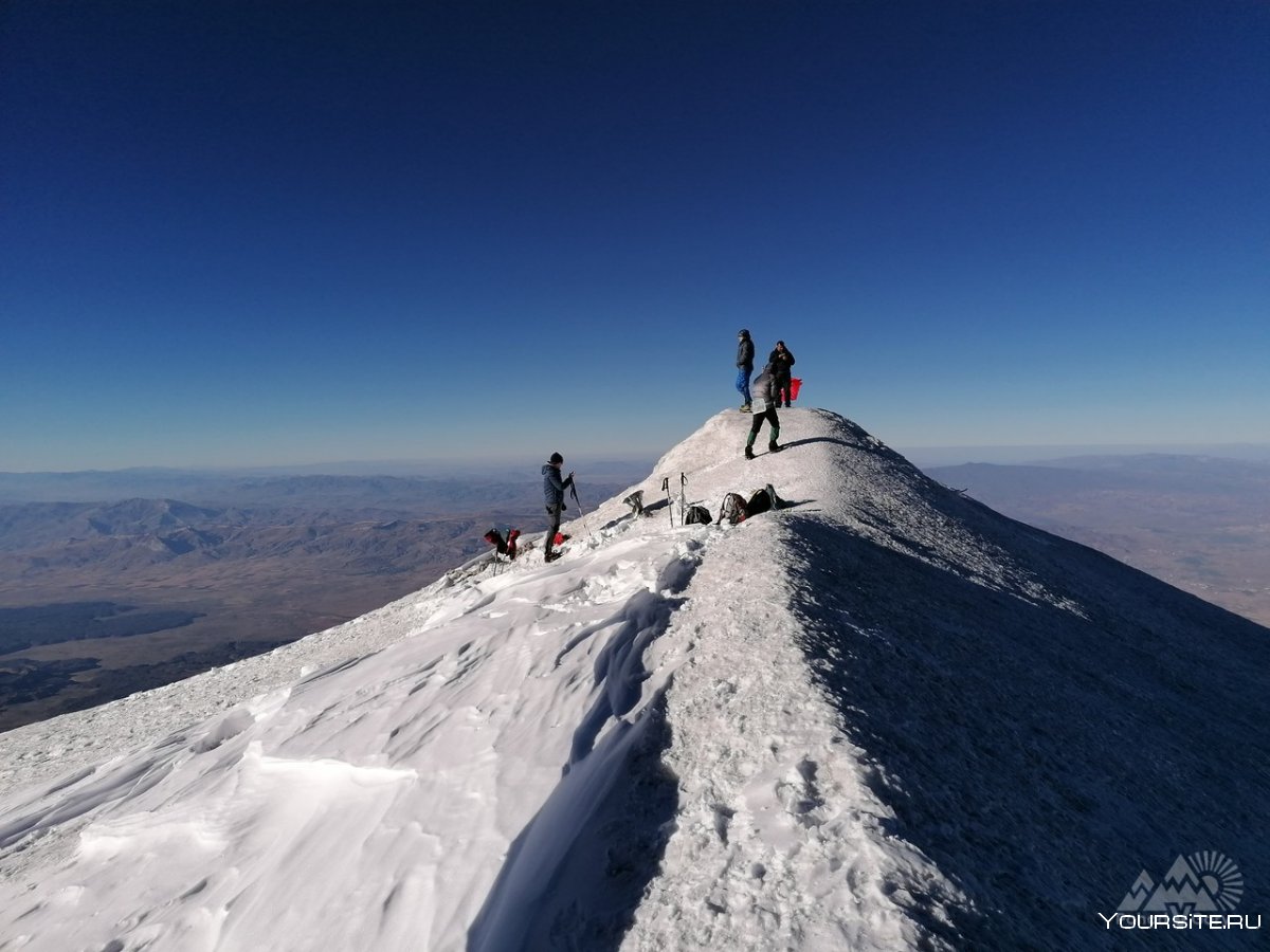 Восхождение базовый лагерь Эвереста