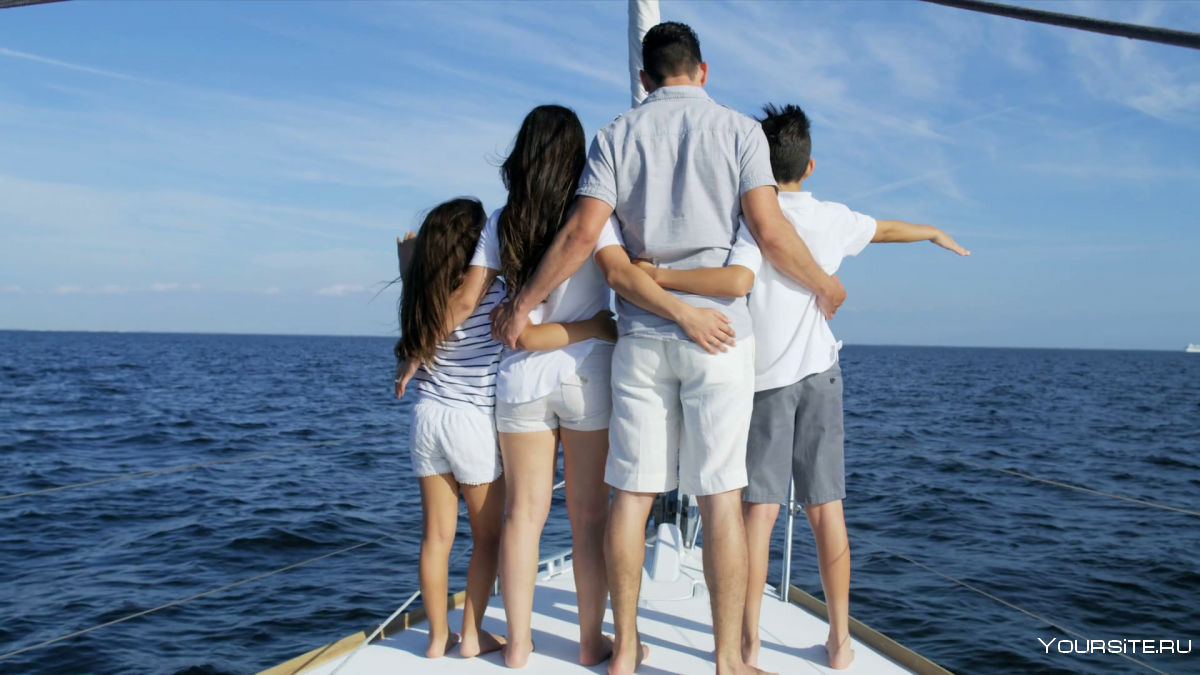 Путешествие на яхте семьей