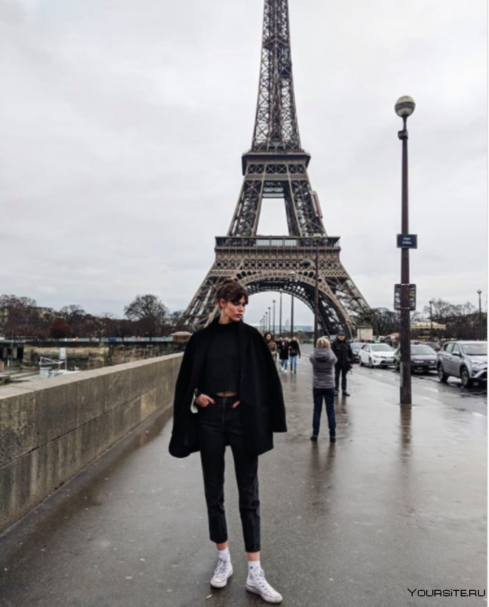 Ким Тэхен в Париже