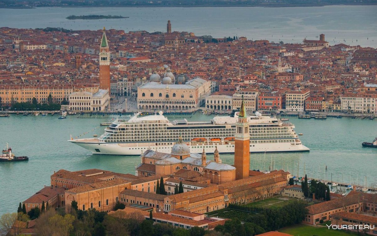 Круизный порт Венеции