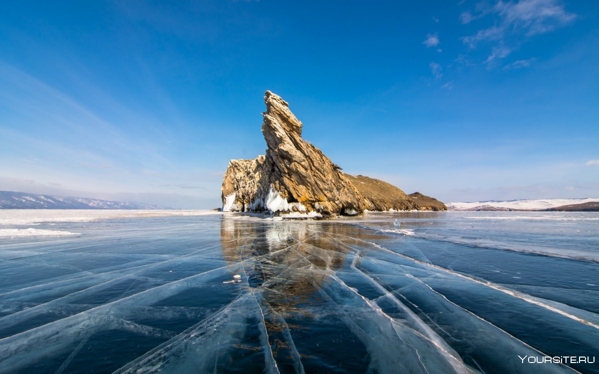 Лёд Байкала остров Огой