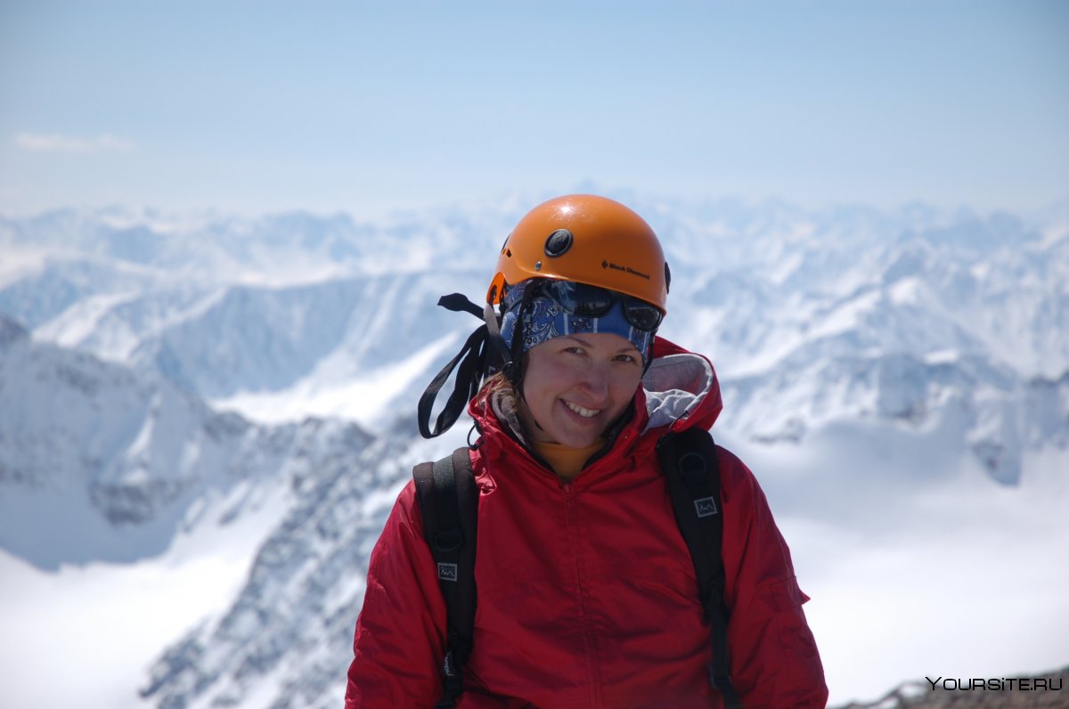 Лейла Албогачиева альпинистка
