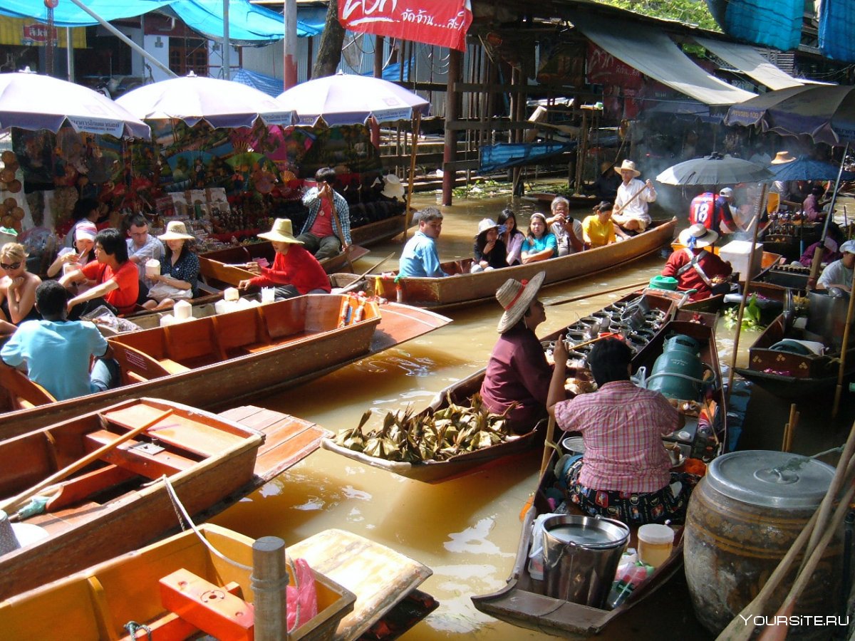 Плавучий рынок в Паттайе